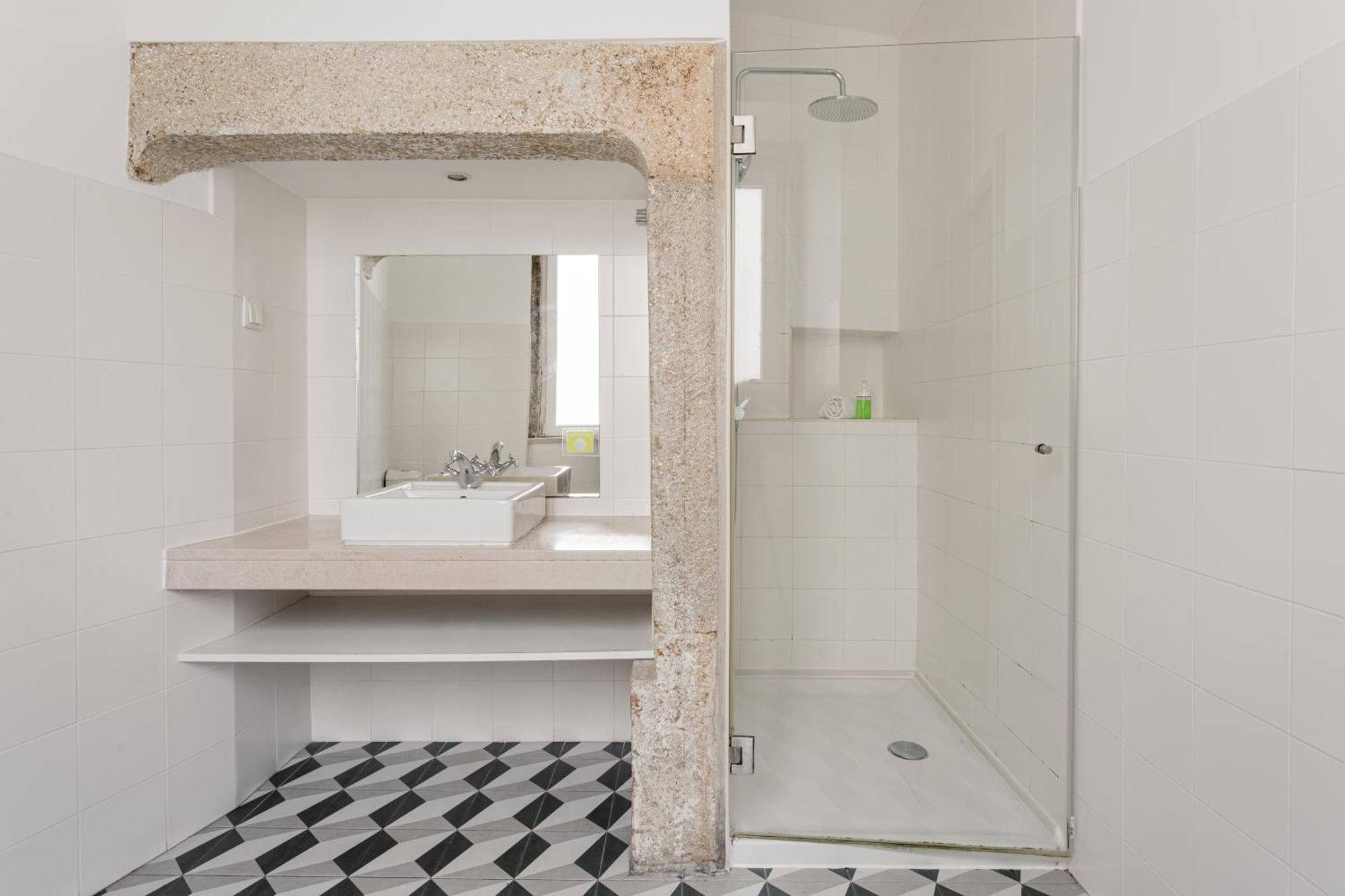 Apartamento Joivy Inviting Flat Next To Carmo Convent Lisboa Exterior foto