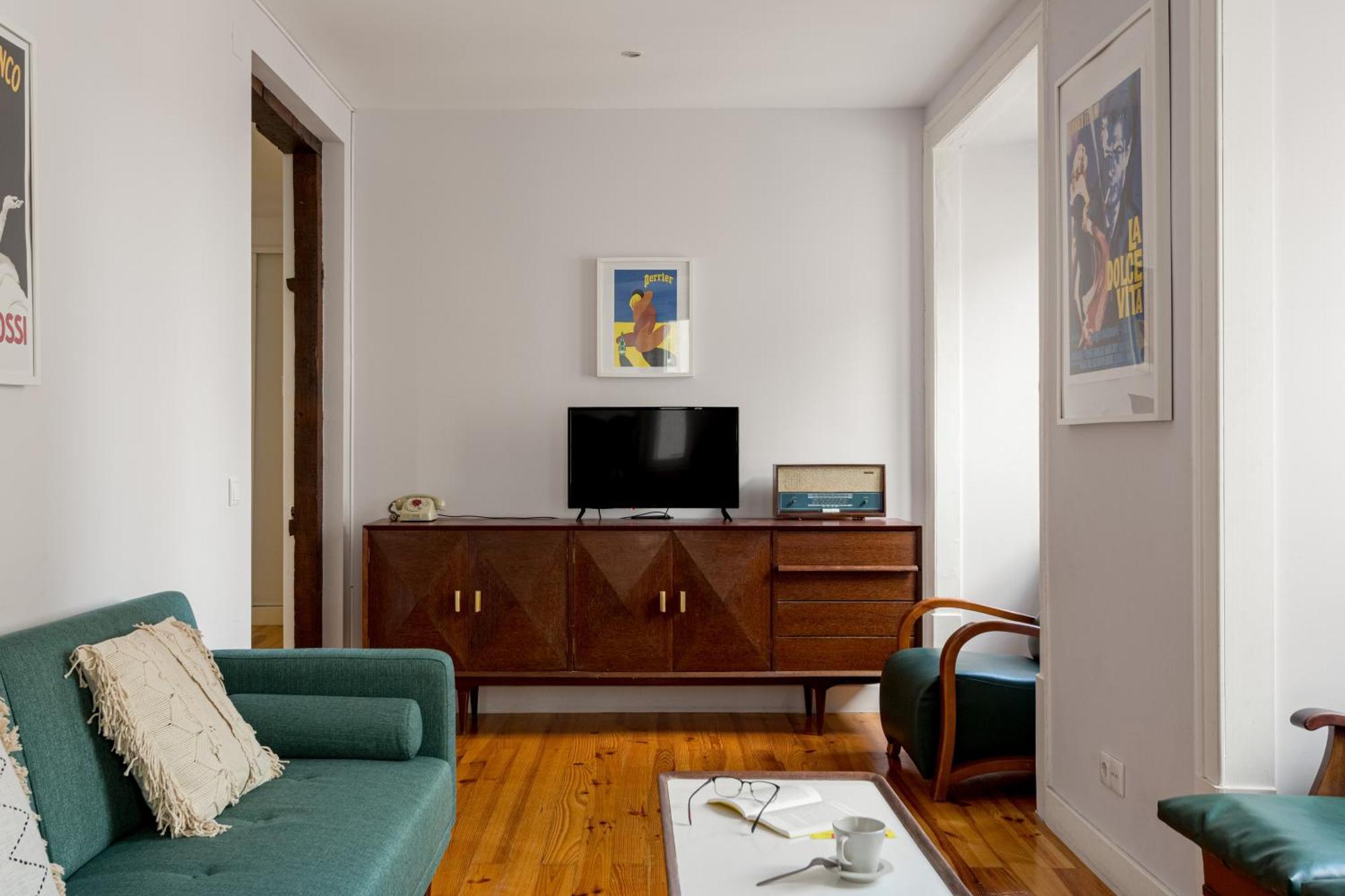 Apartamento Joivy Inviting Flat Next To Carmo Convent Lisboa Exterior foto