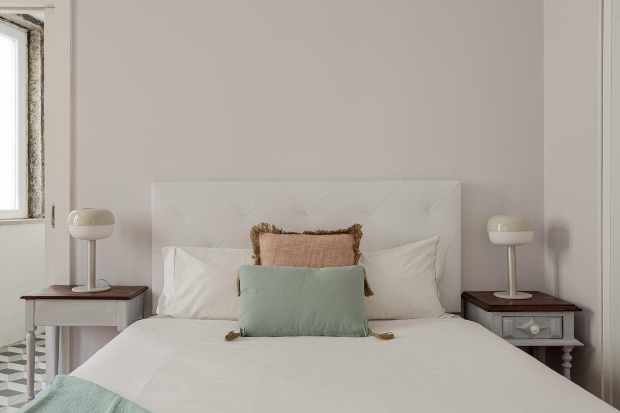 Apartamento Joivy Inviting Flat Next To Carmo Convent Lisboa Exterior foto